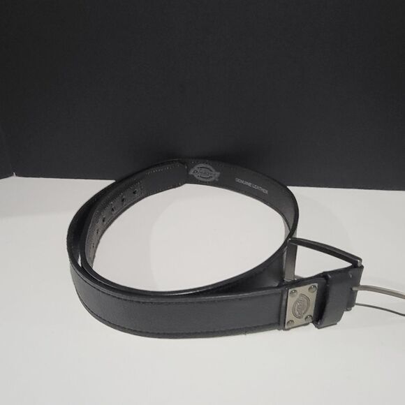 Dickies Genuine Leather Black Belt - Picture 5 of 5